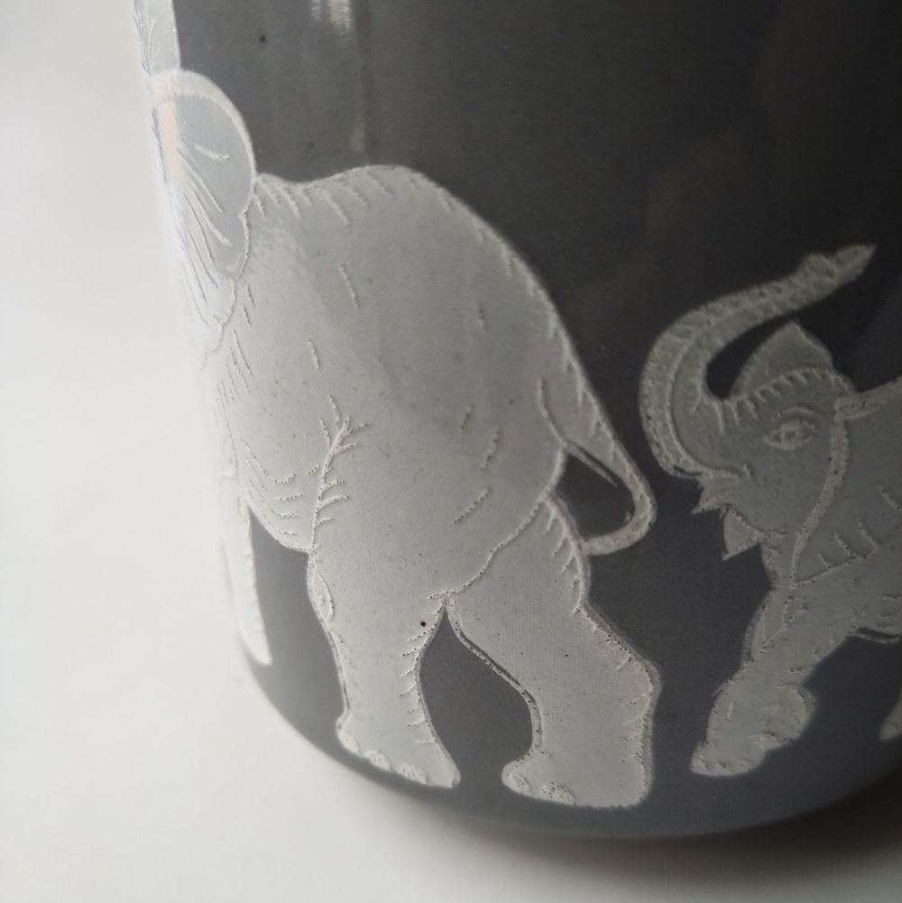 Elephant Pottery Mug - Picture 5 of 7